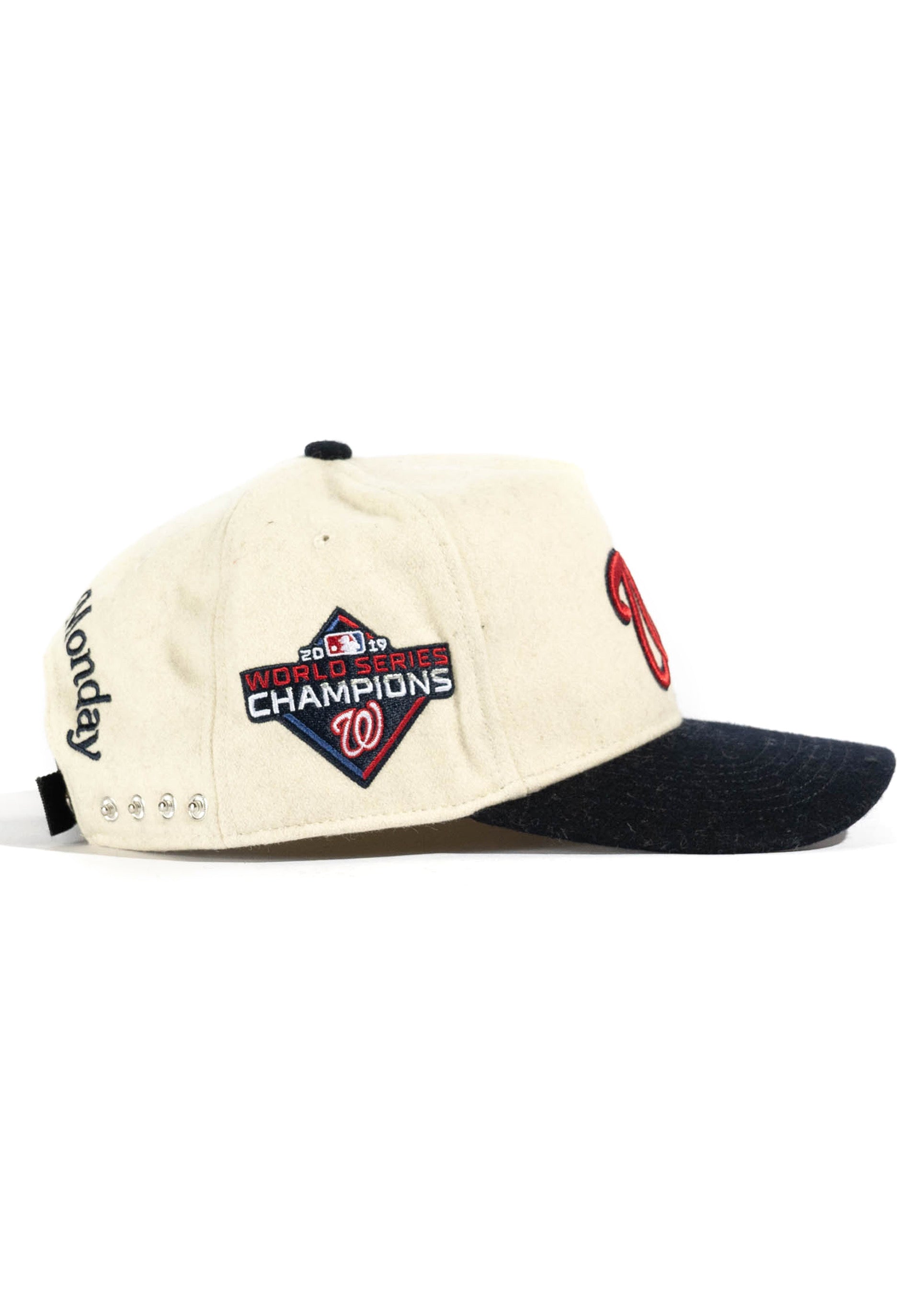 Nationals '47 HITCH - Antique/Navy
